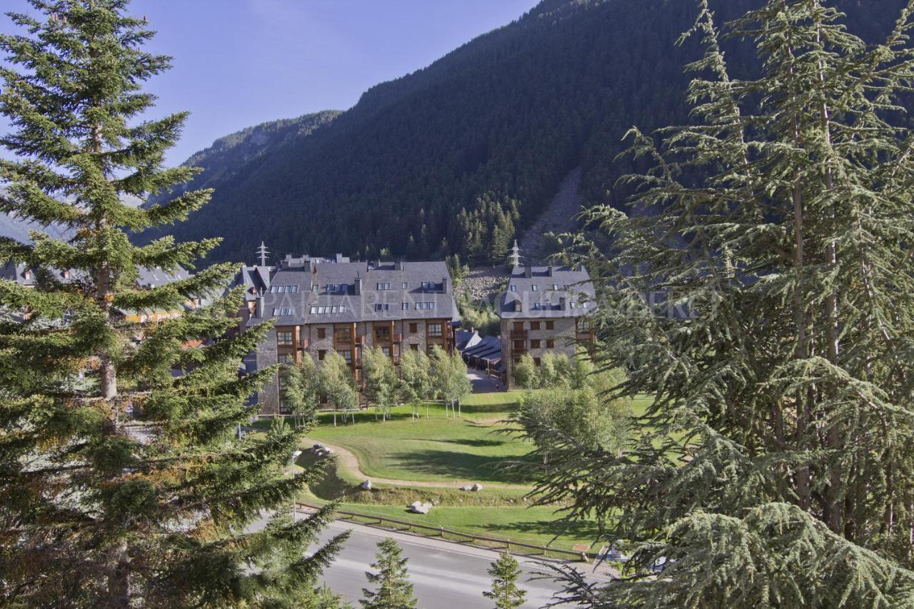 Apartarent 1500 Baqueira Beret Exterior photo